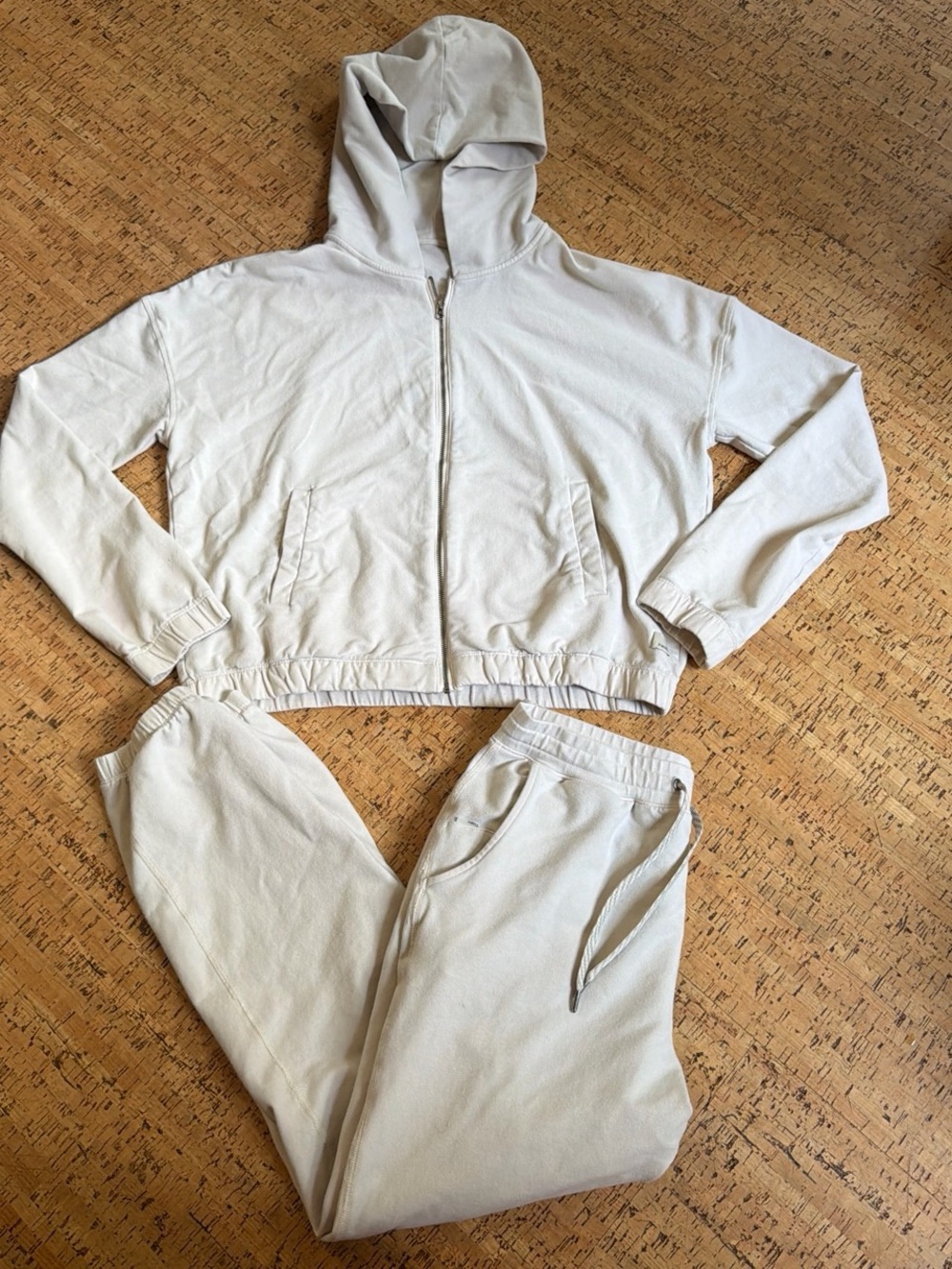 Vuori Light Cream Hoodie & Jogger Set